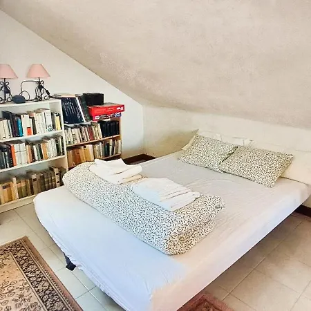 Peregrinos - For Pilgrims * Santa Cruz De Bezana